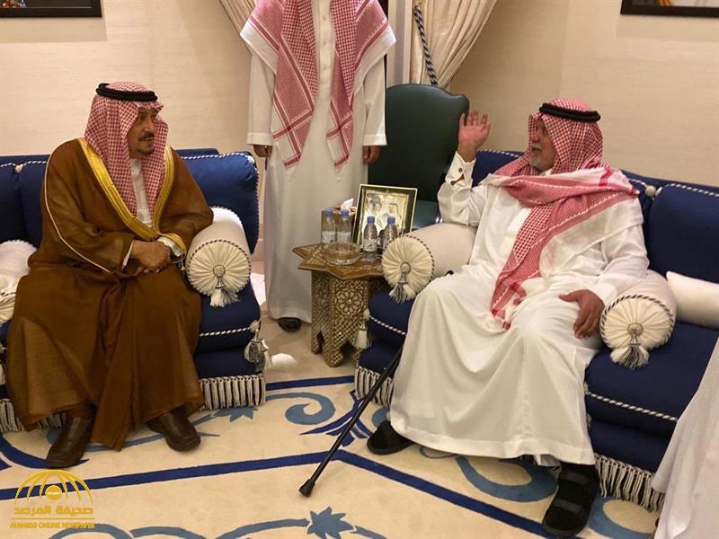 بالصور .. أمير الرياض يعزي الأمير بندر بن سلطان في وفاة والدته