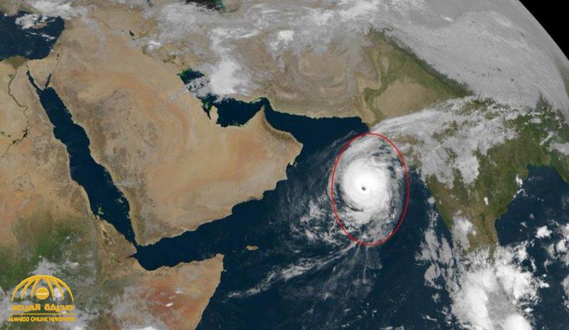 "المسند" يكشف تفاصيل جديدة بشأن إعصار "كيار".. ويتوقع حالة الطقس في عدة مناطق بالمملكة!