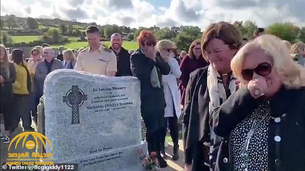 أثناء دفنه ... شاهد إيرلندي متوفى يفاجئ المعزين .. ويحول الحزن إلى ضحك !