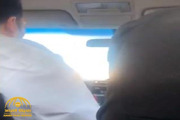 ماتركبيش مع السعوديين.. شاهد: سائق شركة نقل  يقنع مواطنة بالتواصل مع الوافدين ومطالبة بالقبض عليه