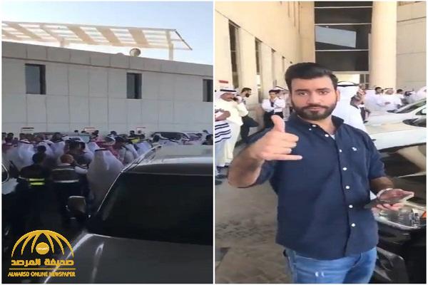 بالفيديو:موظفون في الطيران الكويتي يضربون عن العمل في ساحة المطار