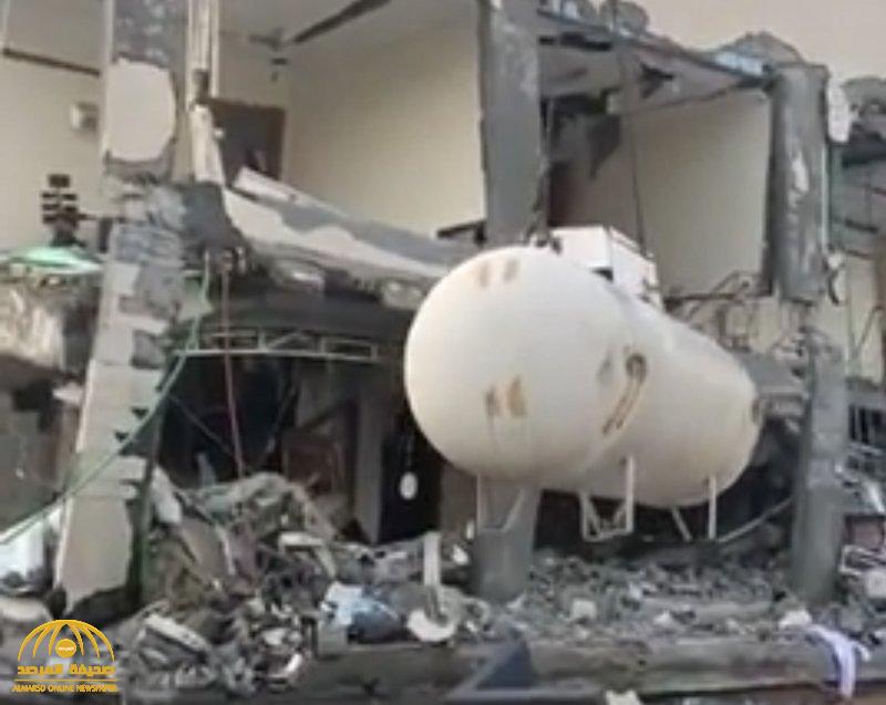 بالفيديو.. الانهيار في مبنى الدمام لم يكن بسبب "خزان الغاز".. والكشف عن آخر التطورات