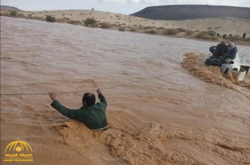 شاهد.. السيول تجرف 4 سعوديين في وادي راجل الأزرق بالأردن