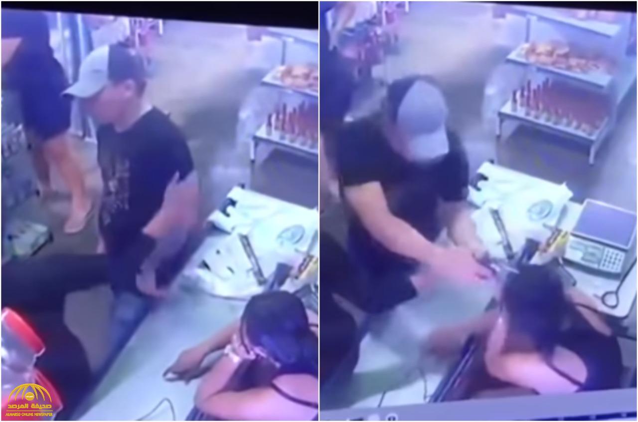 شاهد : شخص يطلق النار على رأس زوجته 5 مرات داخل متجر.. وهكذا حدثت المفاجأة!