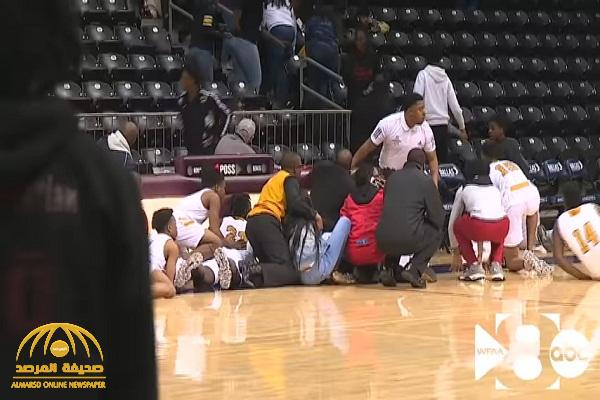 بالفيديو :  إطلاق نار على لاعب  أثناء  مباراة كرة السلة في ولاية تكساس الأمريكية