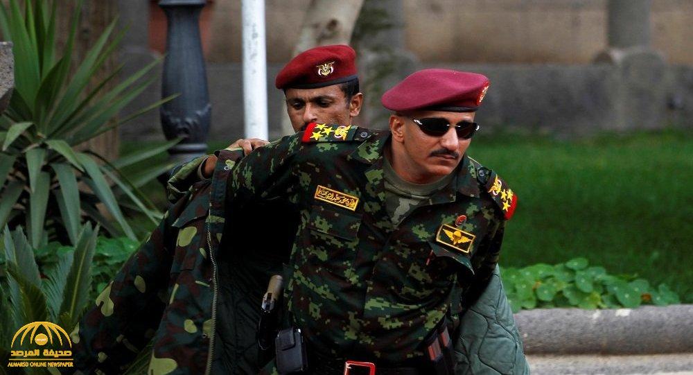 أول تعليق لـ "طارق صالح" على استهداف الحوثيين لمعسكر الجيش اليمني بصواريخ إيرانية