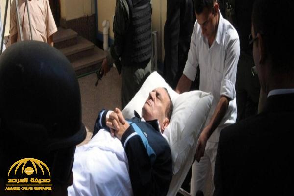 نقل الرئيس المصري الأسبق حسني مبارك إلى المستشفى