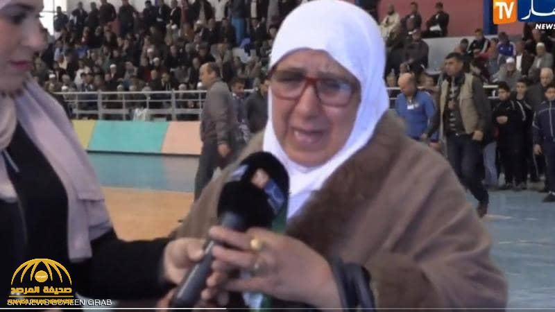 سفير المملكة في الجزائر يفاجئ سيدة ظهرت تبكي في مقابلة تلفزيونية لهذا السبب !- فيديو
