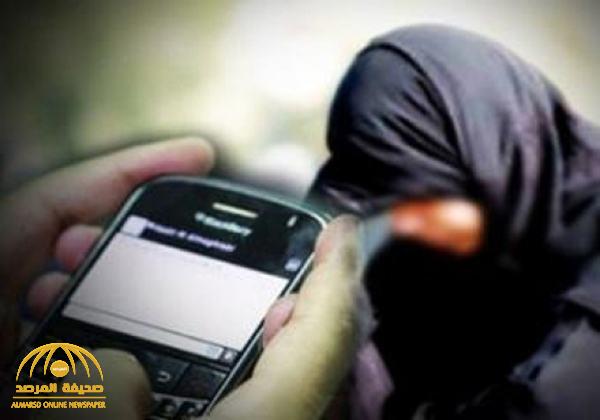 شابان يسرقان هاتف فتاة سعودية في دبي ويبتزاها بهذا الطلب.. والمحكمة تقول كلمتها بحقهما