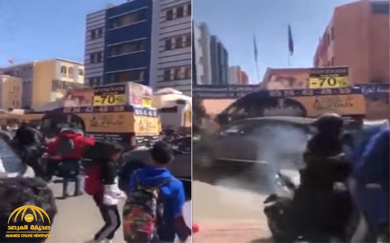 شاهد .. فيديو مروع لسائق يدهس طلاب أمام مدارسهم في المغرب
