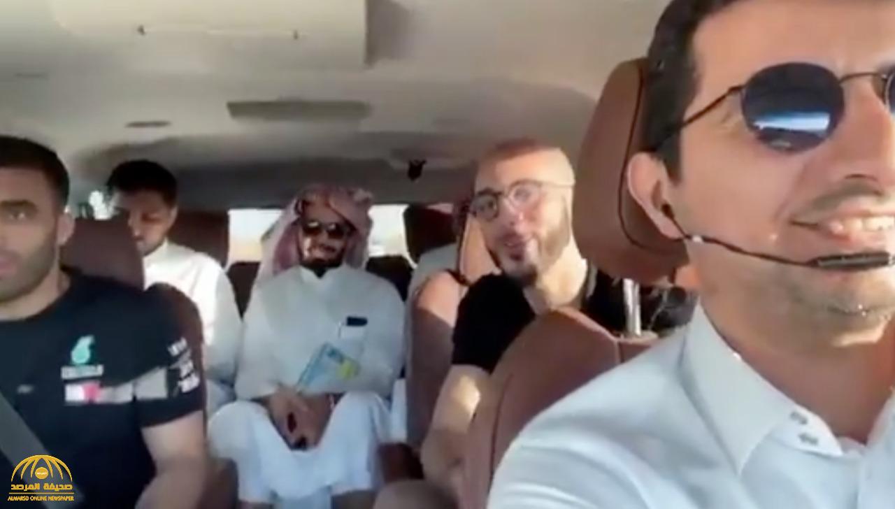شاهد: الثنائي النصراوي "إمرابط  وحمدالله"  في حلقة تحفيط داخل سيارة !