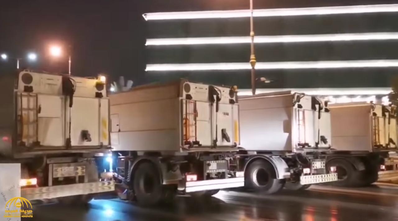 شاهد: ماذا يحدث في شوارع الرياض أثناء فترة "منع التجول"؟