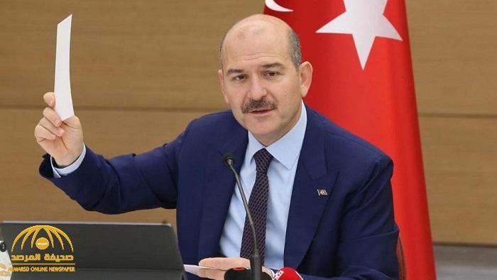 بعد انتشار الهلع والفوضى .. وزير داخلية تركيا يستقيل من منصبه