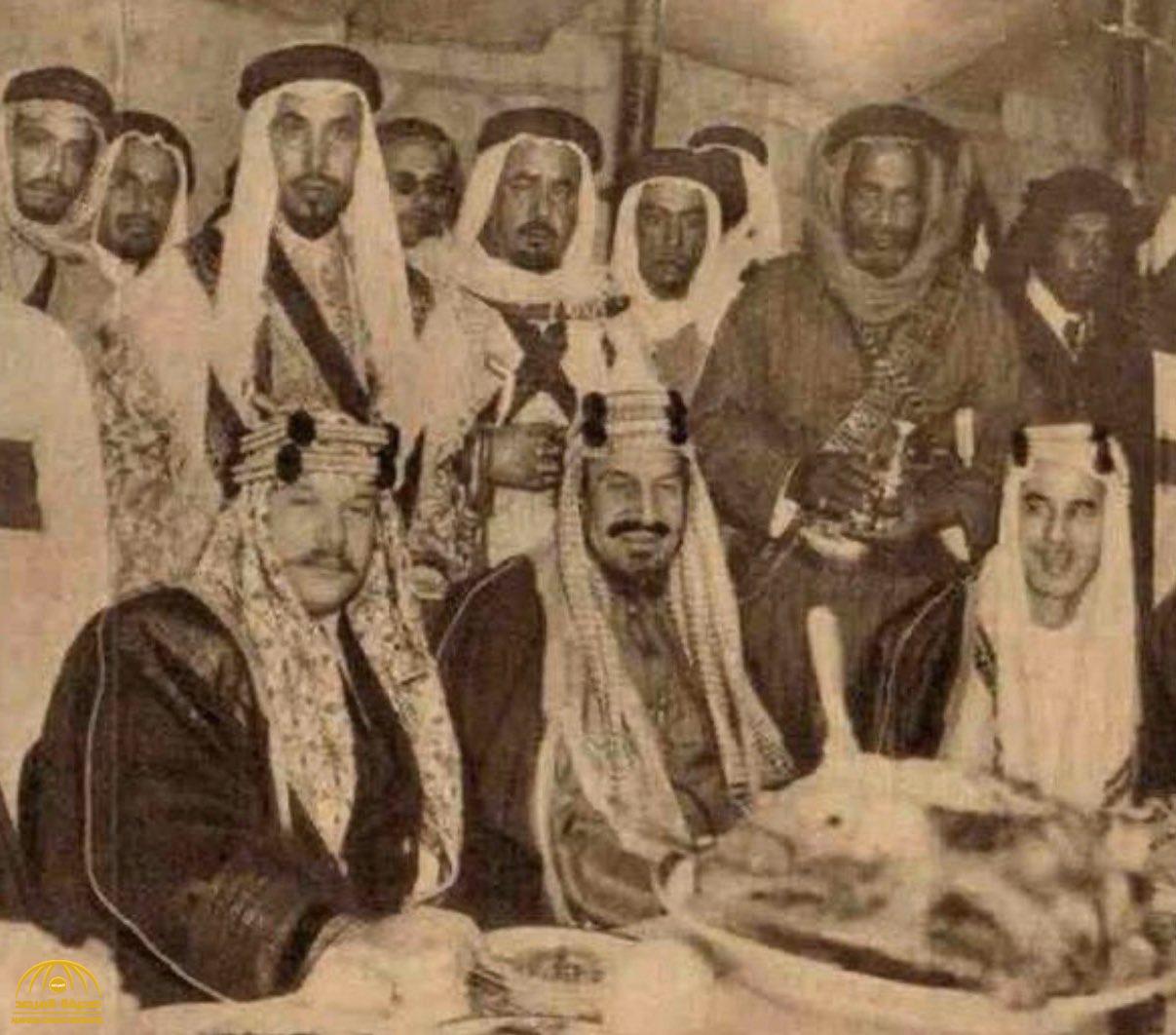 شاهد صورة نادرة تجمع الملك عبد العزيز بالملك فاروق والكشف عن تاريخ ومكان التقاطها