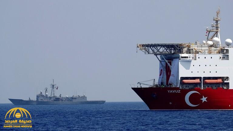 البحرية اليونانية تعترض سفينة تركية "محملة بالأسلحة " في طريقها إلى ليبيا