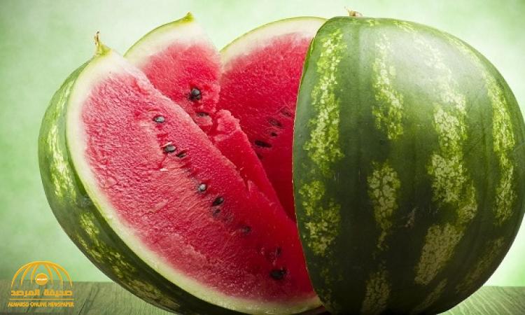 ٤ علامات ظاهرية تؤكد أن البطيخ "أحمر" ومذاقه حلو .. ومفاجأة بشأن أهمية "البذور"