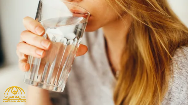طريقة بسيطة لمعرفة إذا كنت تشرب ماءً بالقدر المطلوب أم لا