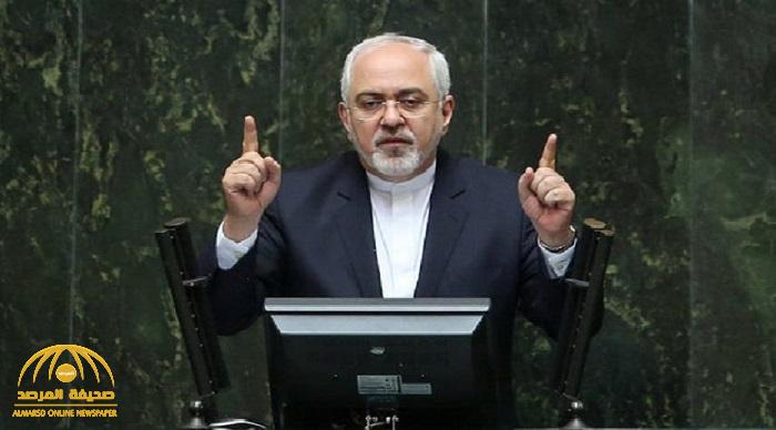 نواب إيرانيون يفاجئون "ظريف" أثناء حضوره بالبرلمان: "الموت للكذّاب".. شاهد ردة فعله