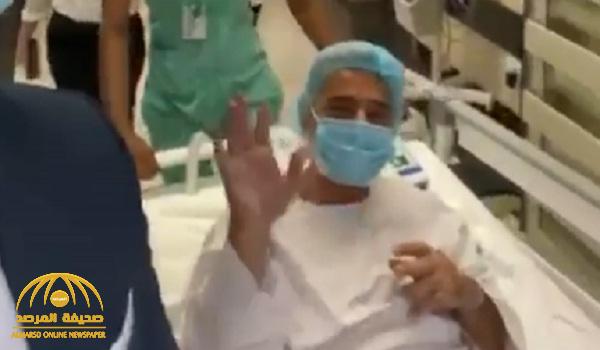 شاهد: الإعلامي "مصطفى الآغا" يجري جراحة بالدماغ .. وفيديو يوثق قبل دخوله غرفة العمليات