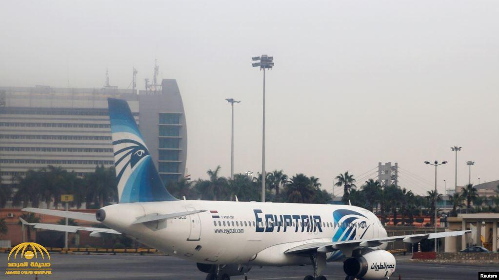 في اللحظات الأخيرة.. إجراء مفاجئ تجاه مسافرين مصريين بعد صعودهم إلى الطائرة المتجهة للكويت!