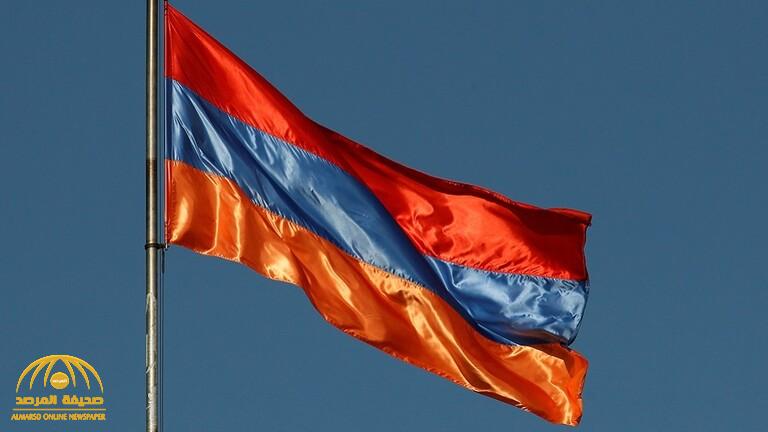 "أرمينيا" تعلن الأحكام العرفية والتعبئة العامة استعدادا للقتال ضد "أذربيجان"