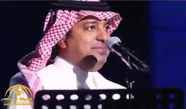"ضعفان مرة".. شاهد : ردة فعل راشد الماجد تجاه "معجبة" أحرجته بسبب وزنه الزائد