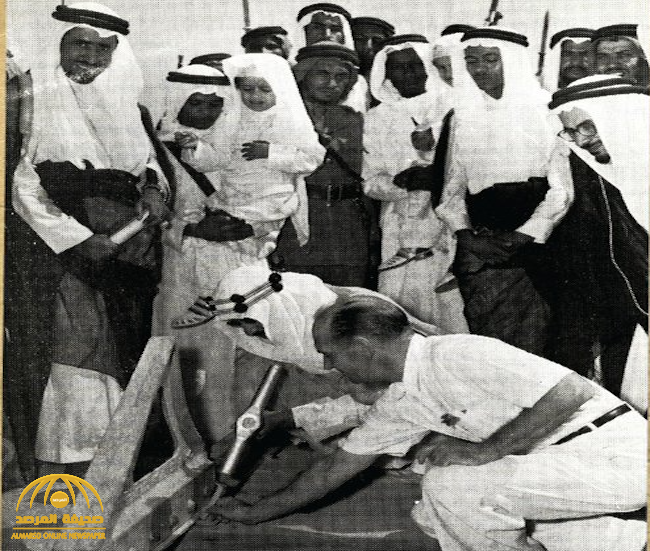 شاهد .. صورة نادرة للملك سعود حين كان وليا للعهد .. والكشف عن تاريخها ومناسبتها