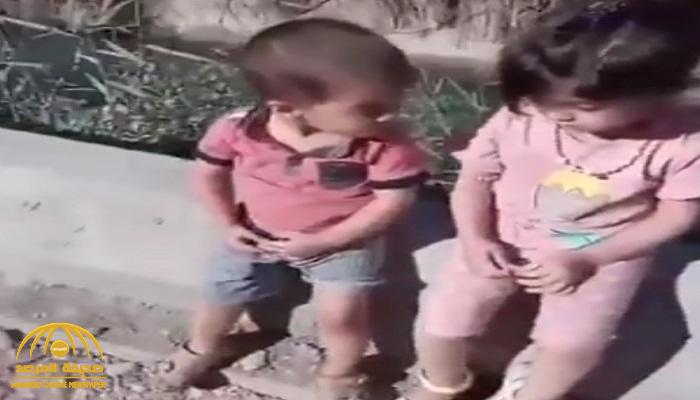 حادثة جديدة تصدم العراقيين.. أم تلقي طفليها في الشارع بعد جريمة نهر دجلة (فيديو)