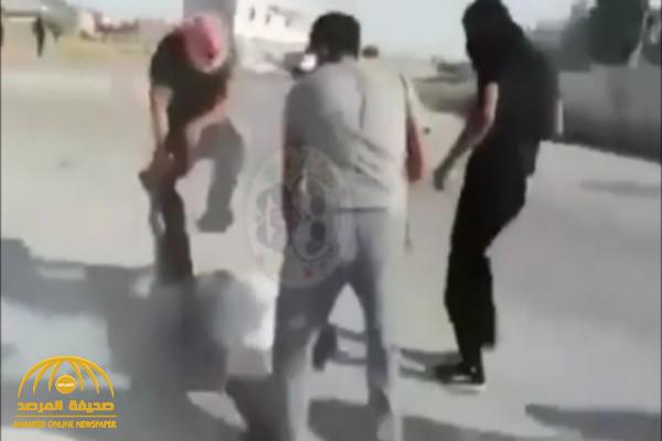 شاهد: سحل وضرب  "مصري " بطريقة وحشية  في الأردن