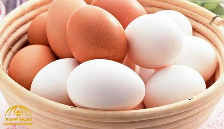 خبراء تغذية يحسمون الجدل.. ما الفرق بين البيض ذي القشرة البنية والبيضاء؟