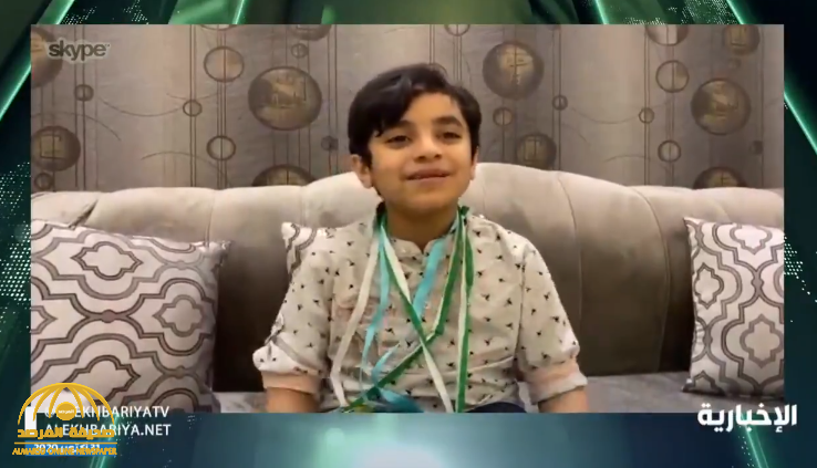 حلَّ 120 مسألة في ساعة واحدة.. قصة طفل سعودي "نابغة" حصد المركز الأول في مسابقة رياضيات عالمية (فيديو)