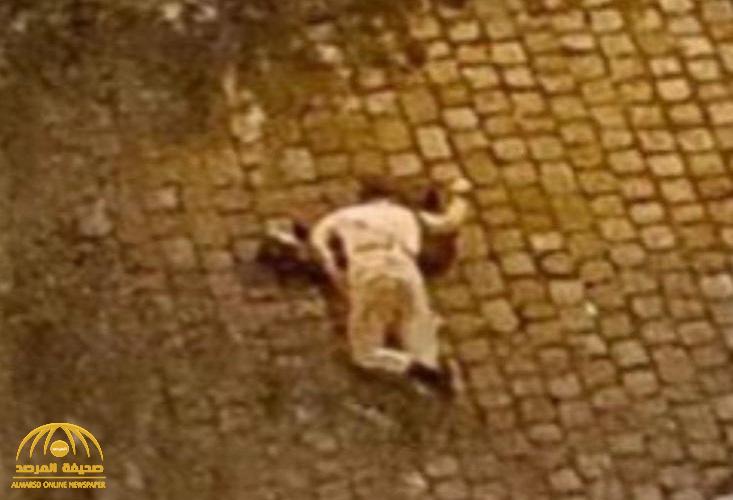شاهد .. أول صورة لمقتل أحد الإرهابيين منفذي الهجوم على الكنيس اليهودي بـ "فيينا"
