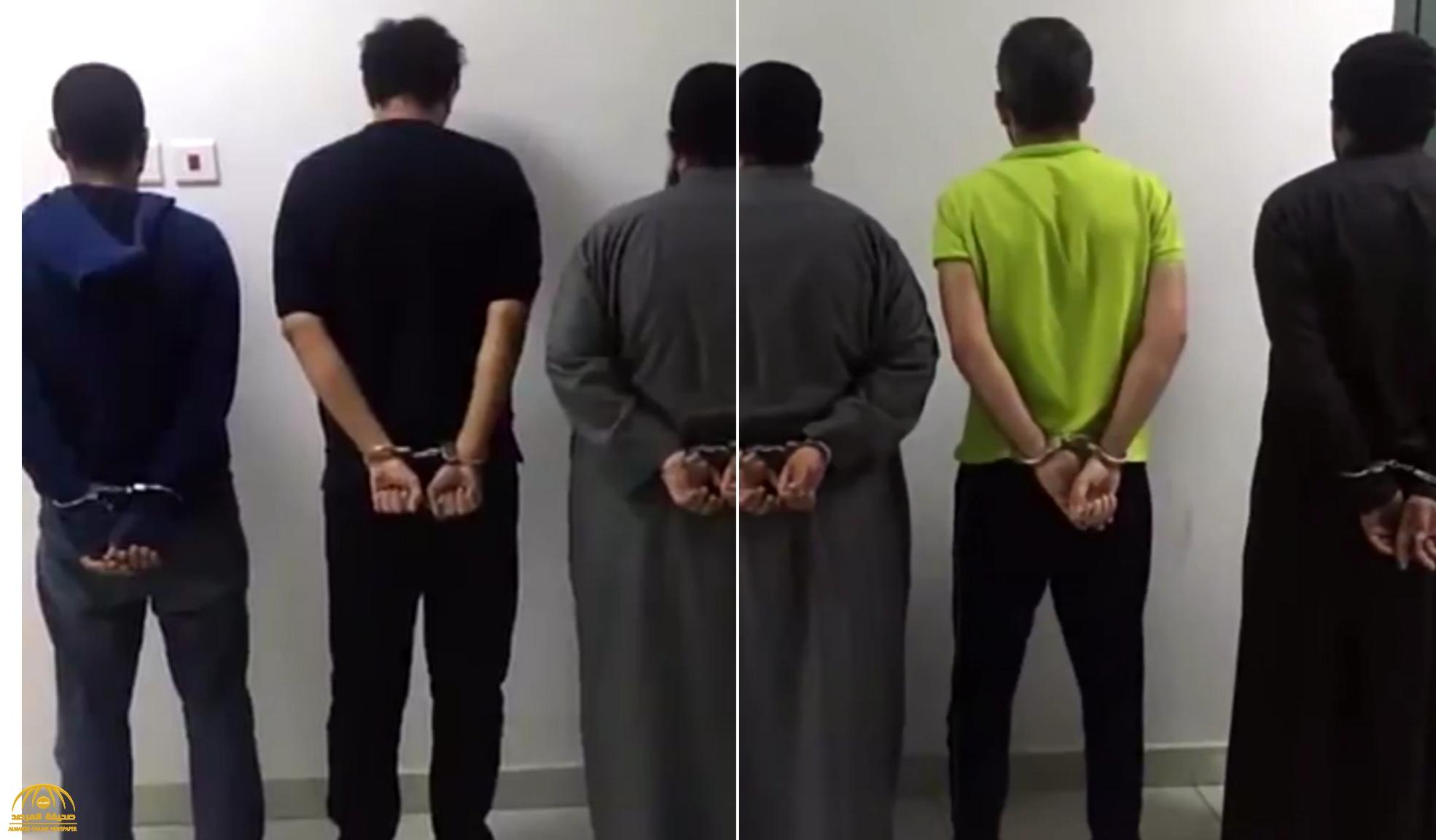 شاهد :  القبض على 5 جناة في الرياض.. والكشف عن جنسياتهم والتهم الموجهة إليهم!