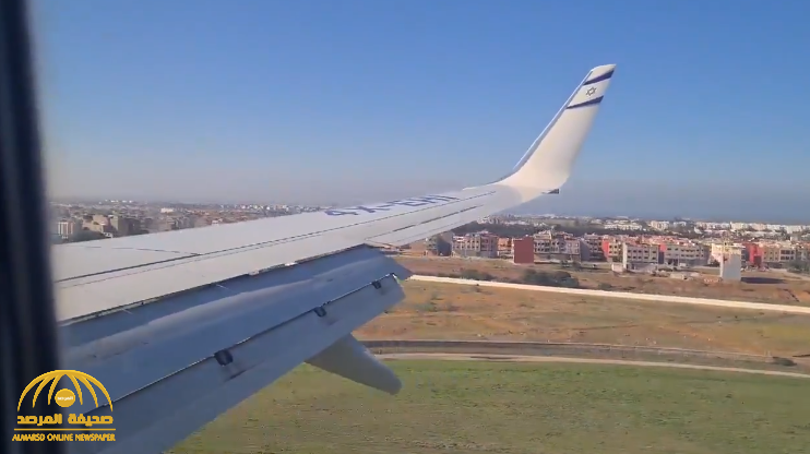 شاهد.. لحظة وصول أول رحلة طيران من إسرائيل إلى المغرب بعد التطبيع بين البلدين