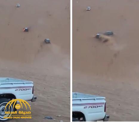 شاهد .. لحظة احتراق سيارة في الصحراء وحركة "مفاجئة" من سائق آخر  لإنقاذ الموقف