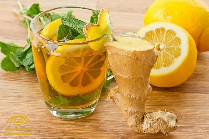 خطأ شائع ...تحذير من تناول عصير الليمون الدافئ أو إضافته لمشروبات ساخنة