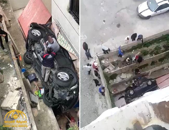 شاهد: سقوط سيارة محملة بالركاب من سطح مواقف سيارات في لبنان