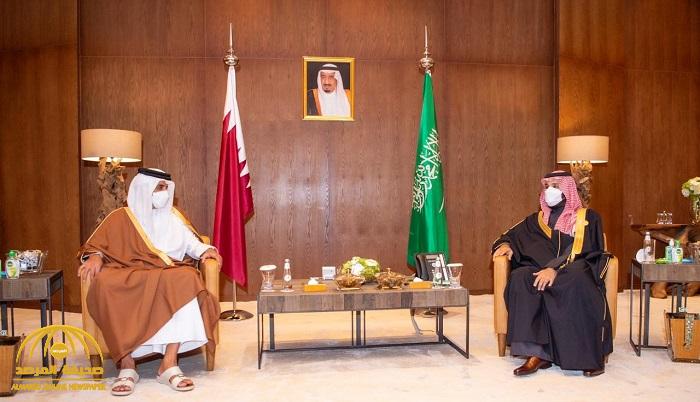 بعد انتهاء قمة العلا.. تفاصيل لقاء جمع "ولي العهد" مع أمير قطر في قاعة مرايا