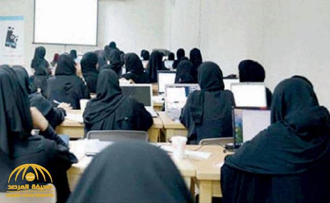 "جامعة الملك خالد" تكشف ملابسات حول إلزام الطالبات بارتداء النقاب وتنورة واسعة وجوارب طويلة- فيديو