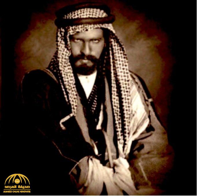 "تاريخ آل سعود" يعلق على صورة نادرة لأحد الأمراء المشاركين في توحيد السعودية.. ويكشف تاريخها ومناسبتها