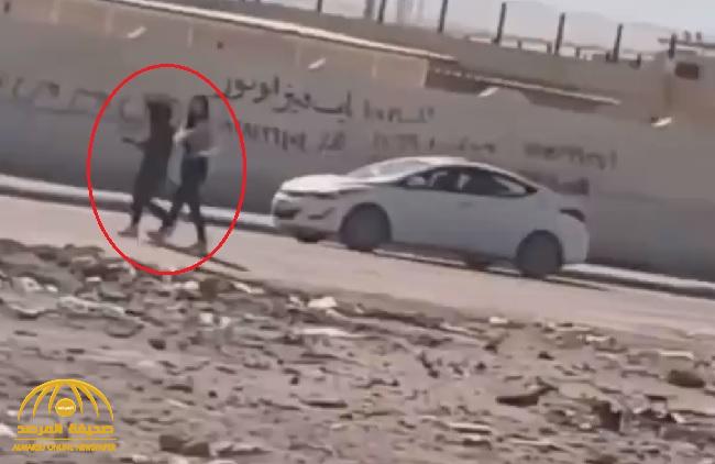 شاهد: سائق عراقي يتحرش بفتاتين في بغداد.. وبعد لحظات كانت المفاجأة!