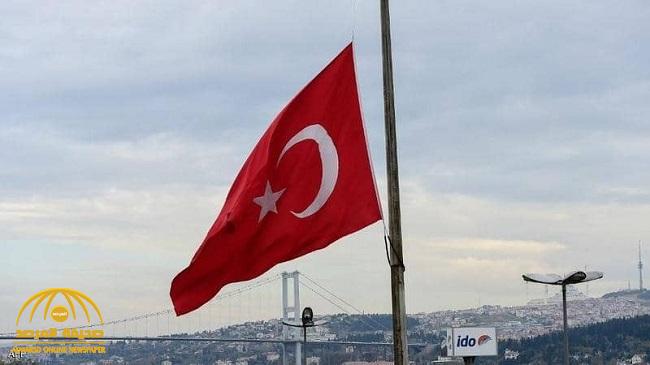 تركيا تفاجئ قيادات من الإخوان بوضعهم قيد الإقامة الجبرية.. وتمنع قنوات الجماعة من استهداف مصر والخليج- فيديو