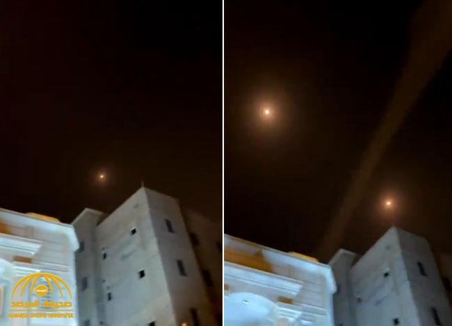 شاهد.. لحظة اعتراض قوات دفاع الجو السعودي لصاروخ باليستي أطلق تجاه الظهران
