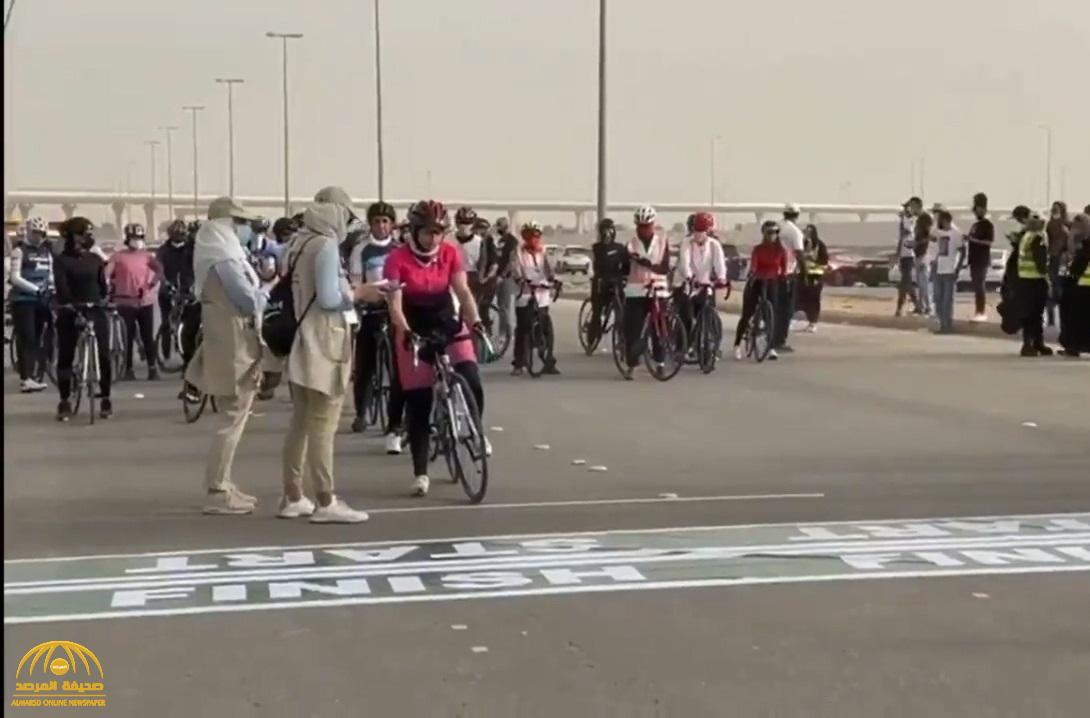 شاهد: انطلاق سباق السيدات للدراجات الهوائية في الرياض