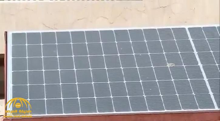 بالفيديو .. مواطن يروي تجربته مع استخدام الألواح الشمسية في منزله ويكشف آلية تركيبها وتكلفتها