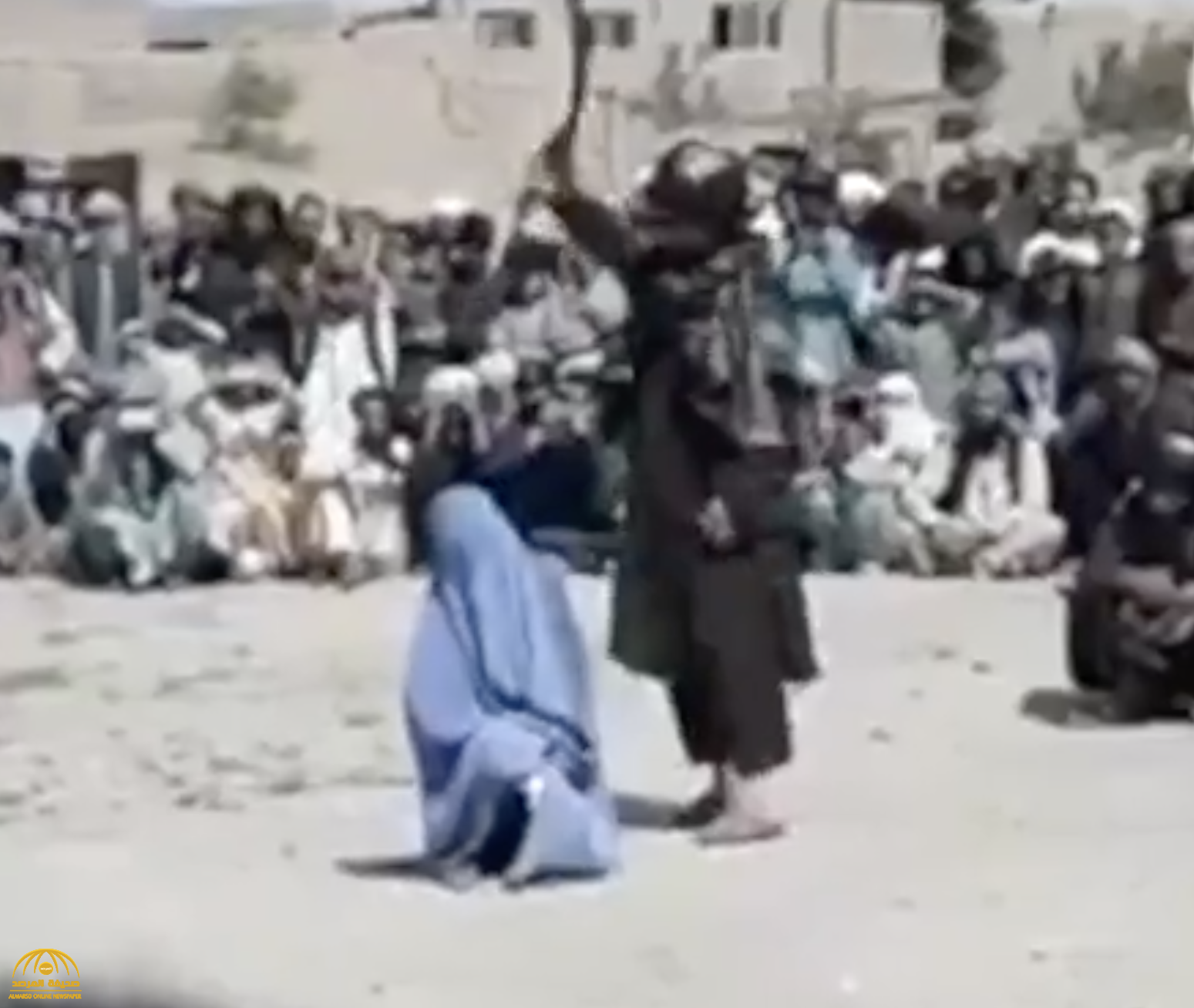 شاهد: جماعة طالبان الإسلامية المتشددة تجلد امرأة بطريقة عنيفة في أفغانستان