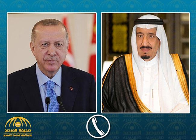 خادم الحرمين يتلقى اتصالاً هاتفياً من رئيس تركيا
