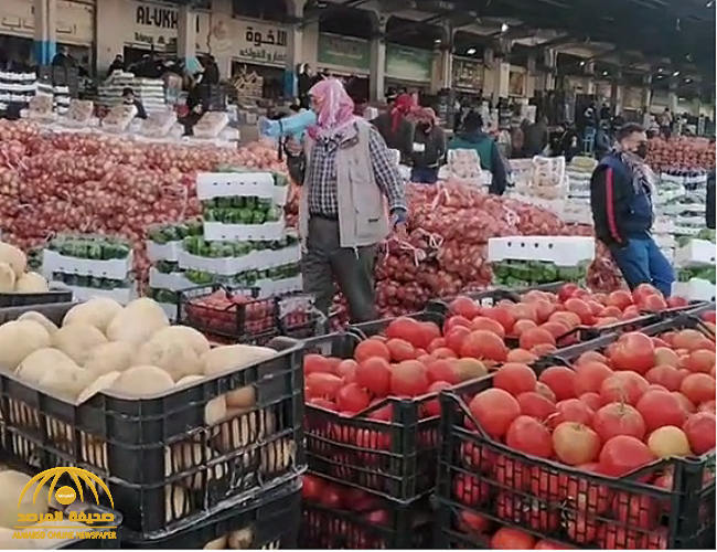 بعد قرار السعودية بحظر الاستيراد.. شاهد: ماذا حدث في أسواق الخضروات والفاكهة في لبنان