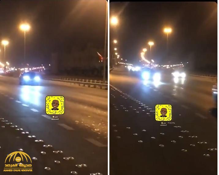 شاهد فرحة بحريني لحظة دخول سيارات السعوديين حدود بلاده بعد فتح المنافذ البرية