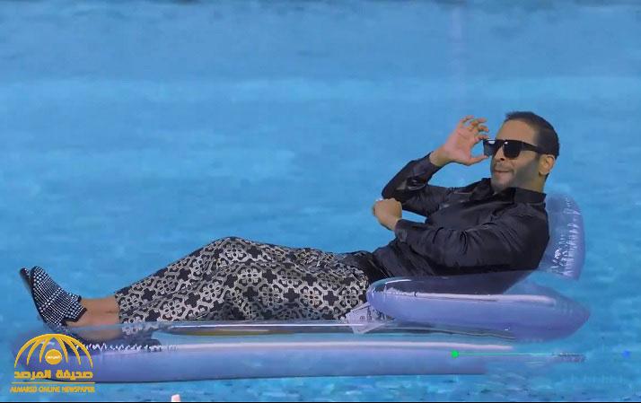 "ألقى دولارات في حمام السباحة ".. شاهد: "الحبيب" يقلد حركات وغناء "محمد رمضان"